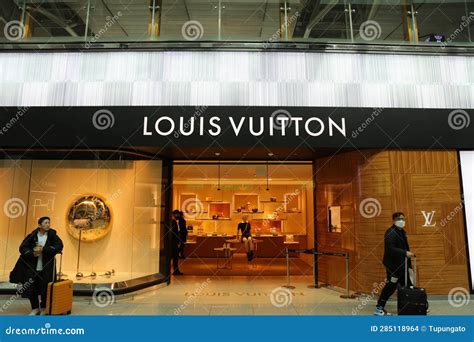 louis vuitton suriname|Louis Vuitton seoul.